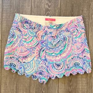 Lilly Pulitzer buttercup stretch short